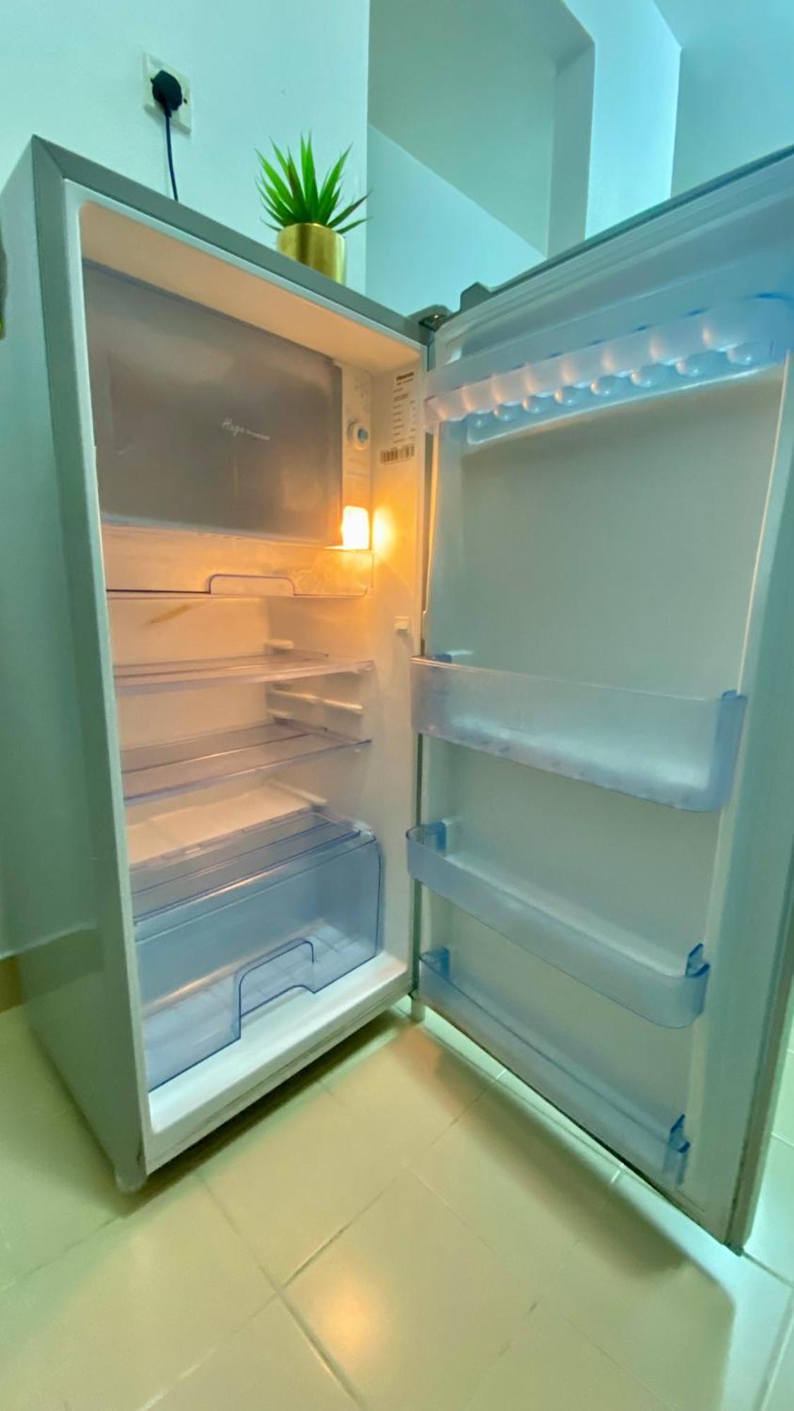 Batu Ferringhi Bayu Emas Apartment Ngoại thất bức ảnh
